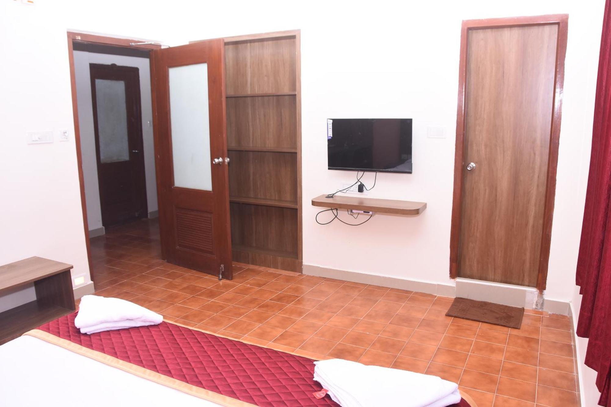Prc Residency Hotel เชนไน ภายนอก รูปภาพ